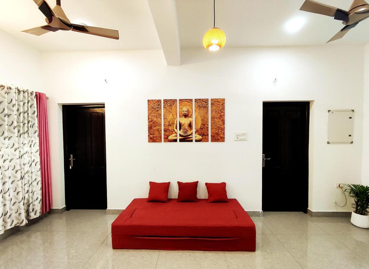 Happy Buddha S4 Aparthotel Varkala Buitenkant foto