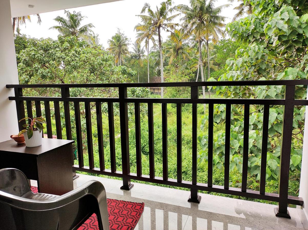 Happy Buddha S4 Aparthotel Varkala Buitenkant foto